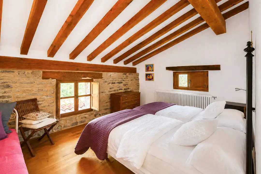Habitación de Casa o chalet en venta en Ayala / Aiara con Aire acondicionado, Calefacción y Jardín privado