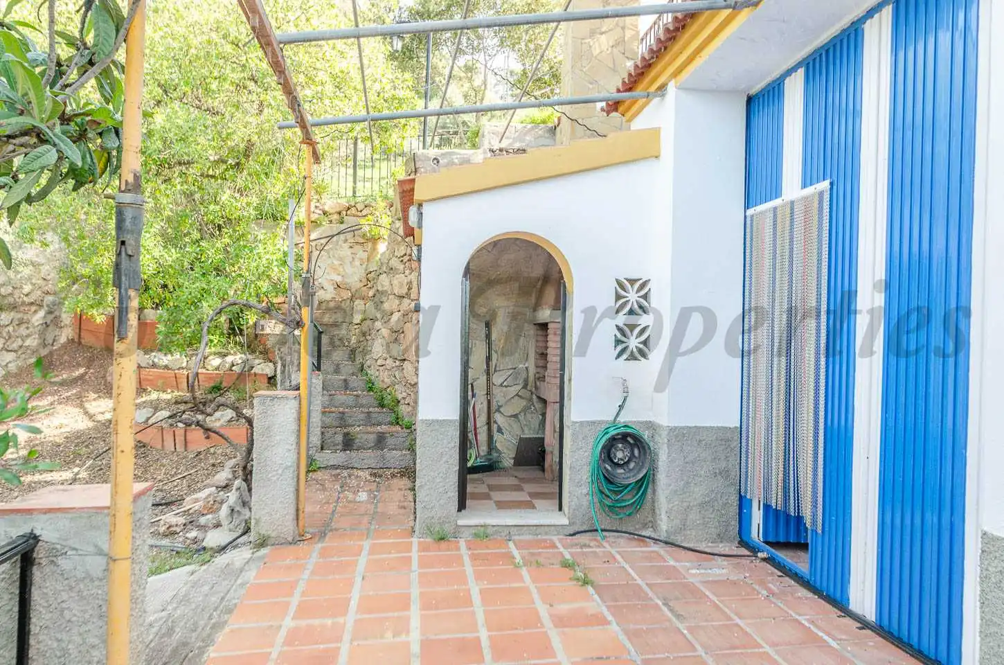 Casa rústica con terraza en venta en Comares, imagen 15