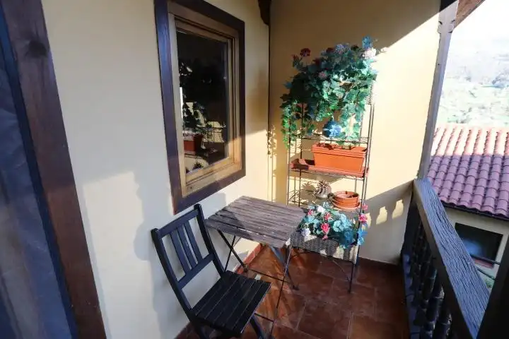 Terrassa de Finca rústica en venda en Quirós amb Calefacció, Jardí privat i Terrassa