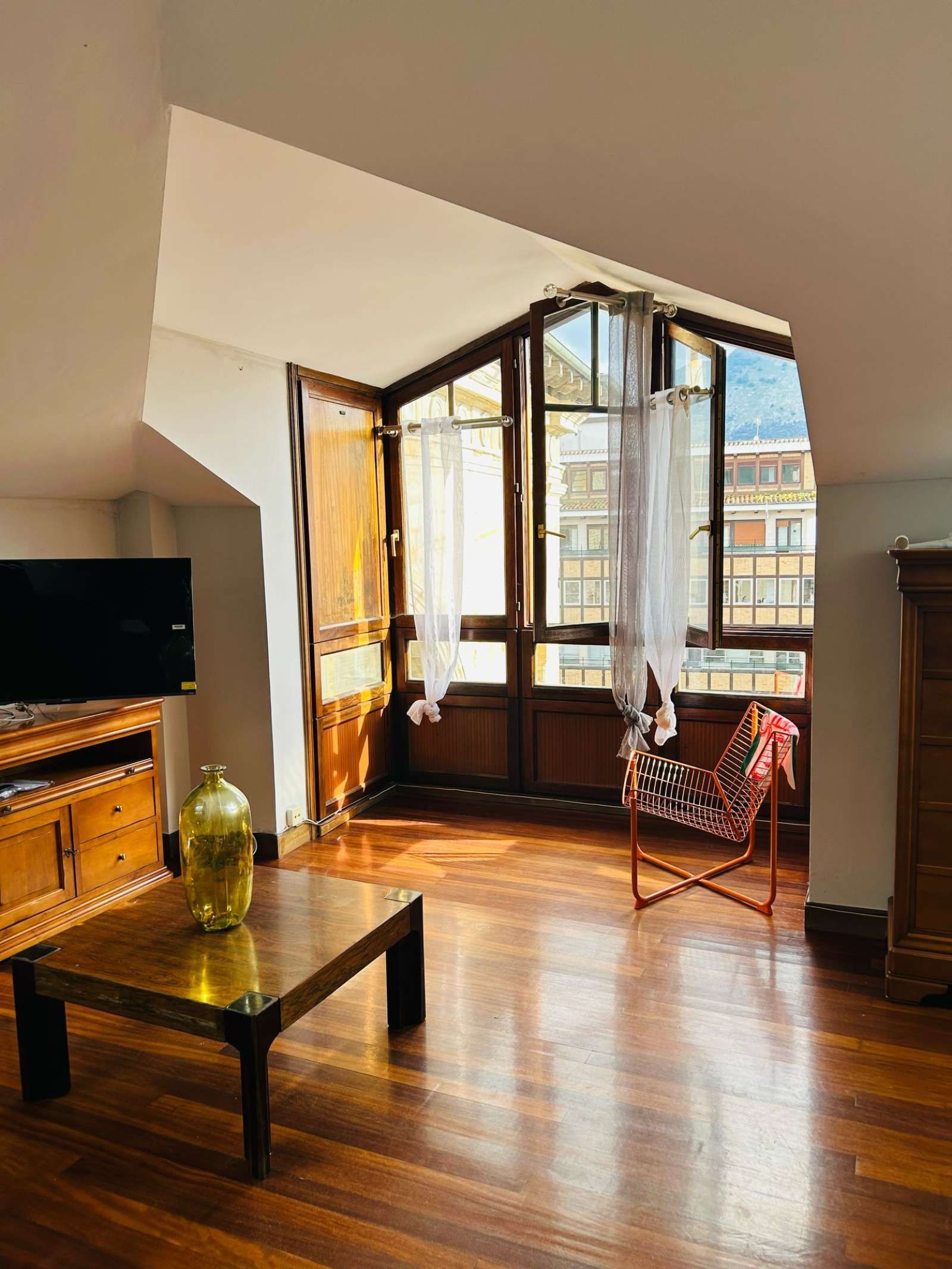 Living room of Apartment to share in Durango  with Air Conditioner, Heating and Terrace