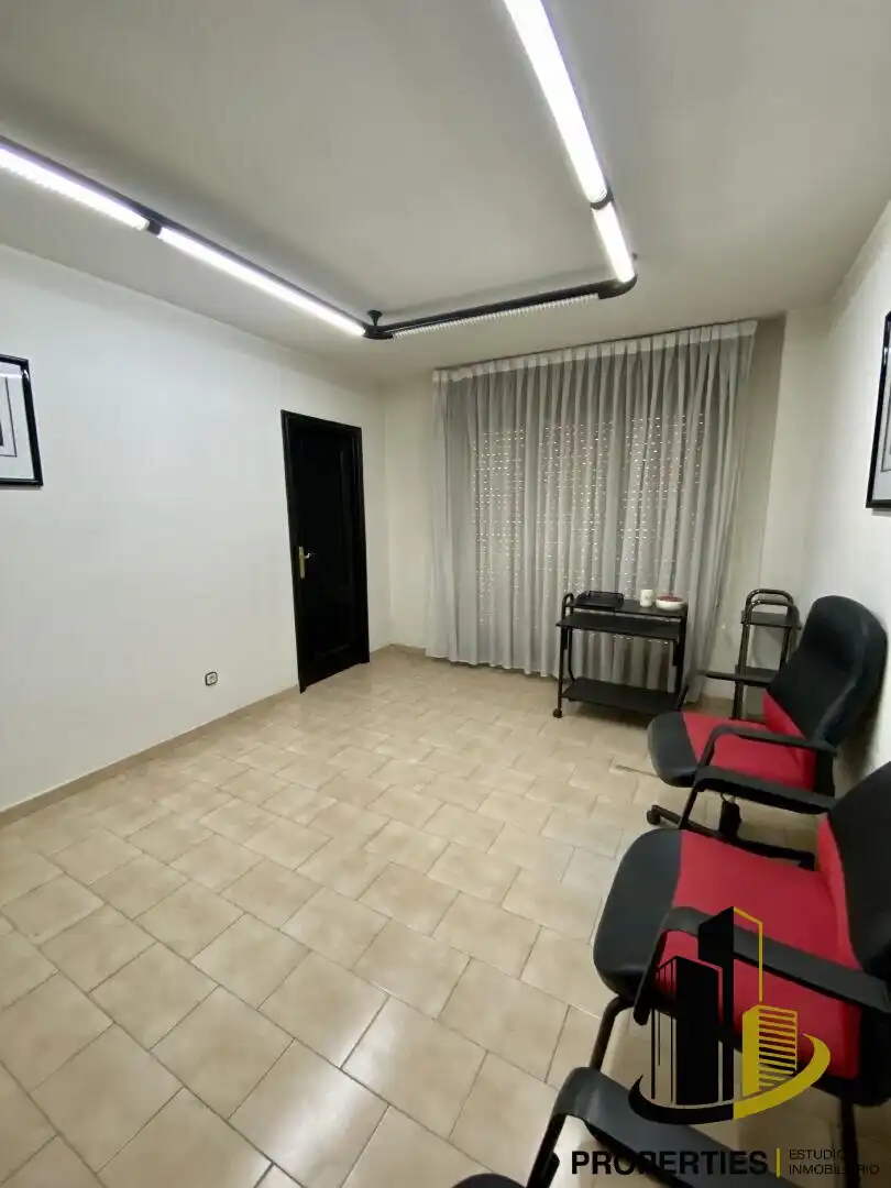 Local de lloguer a Guijuelo