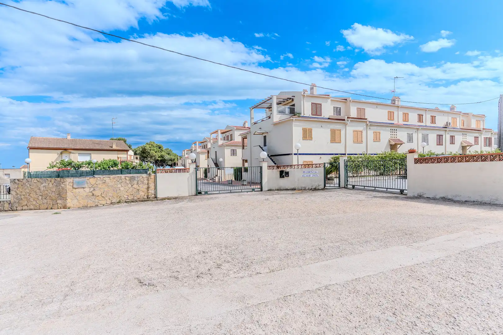 Vista exterior de Pis en venda en Alcanar amb Aire condicionat, Calefacció i Terrassa