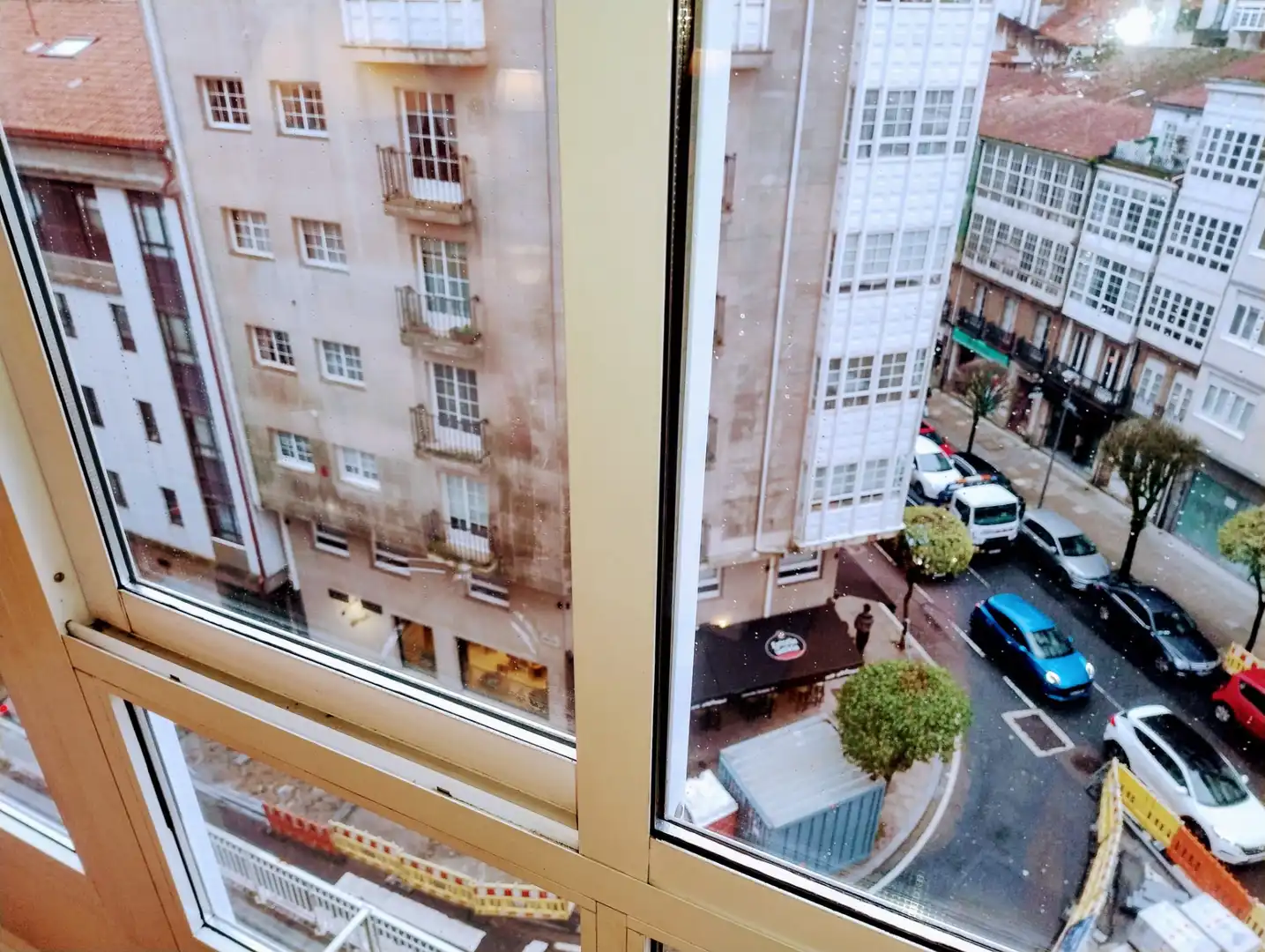 Exterior view of Flat for rent in Santiago de Compostela   with Heating, Furnished and Oven