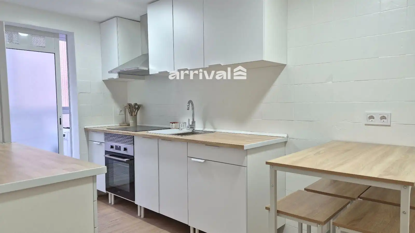 Küche von Wohnung zur untervermieten in Valencia mit Heizung, Terrasse und Möbliert