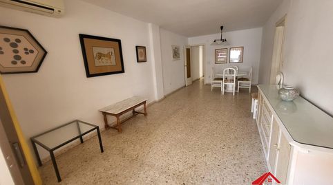 Foto 3 de Piso en venta en Puerto Deportivo, Fuengirola
