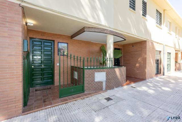 Casa adosada en Venta en Calle del Majuelo en Rinconada