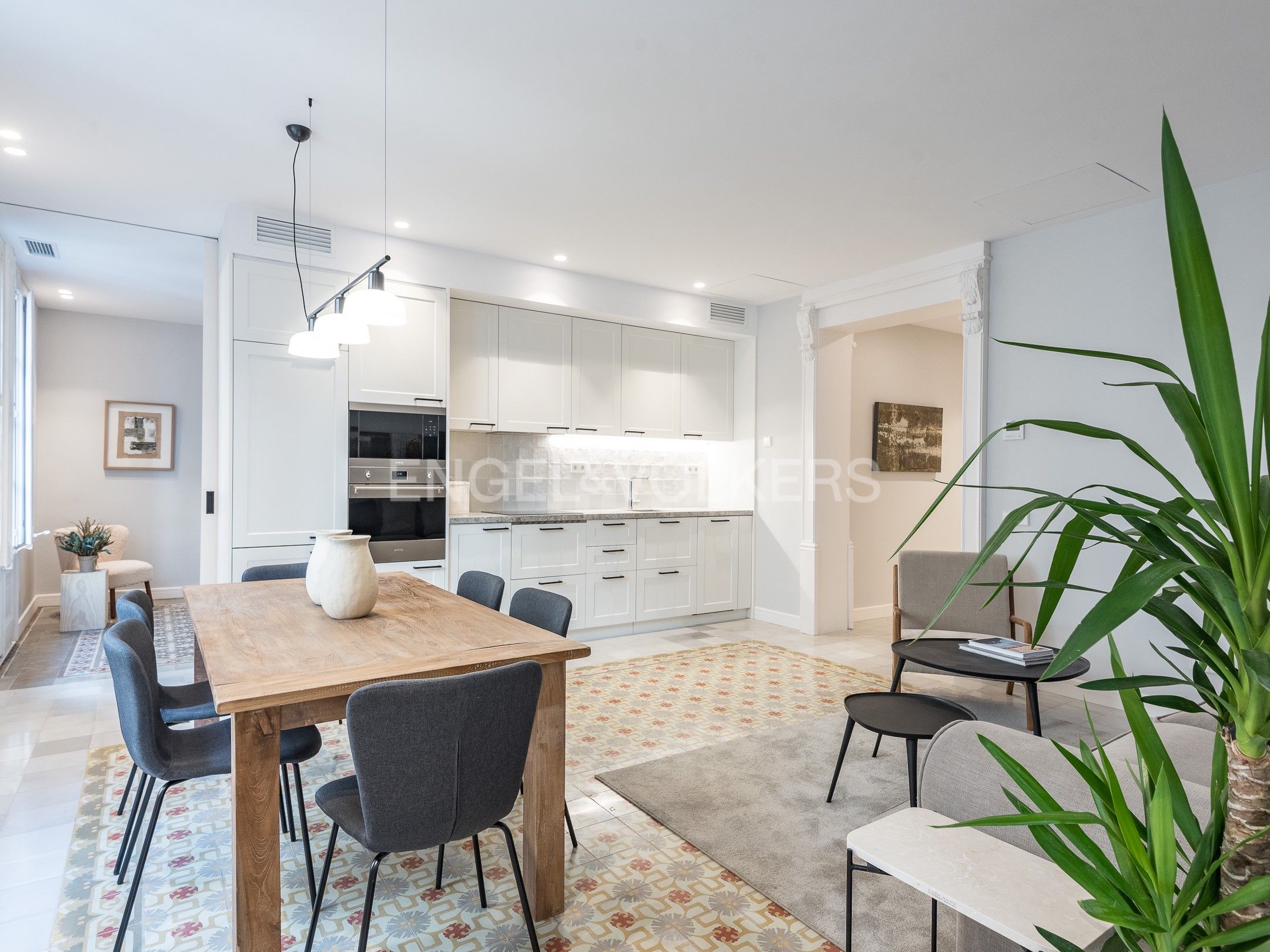 Kitchen of Apartment to rent in  Barcelona Capital  with Air Conditioner, Heating and Balcony