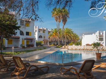 Apartament amb piscina en venda a Santa Eulària