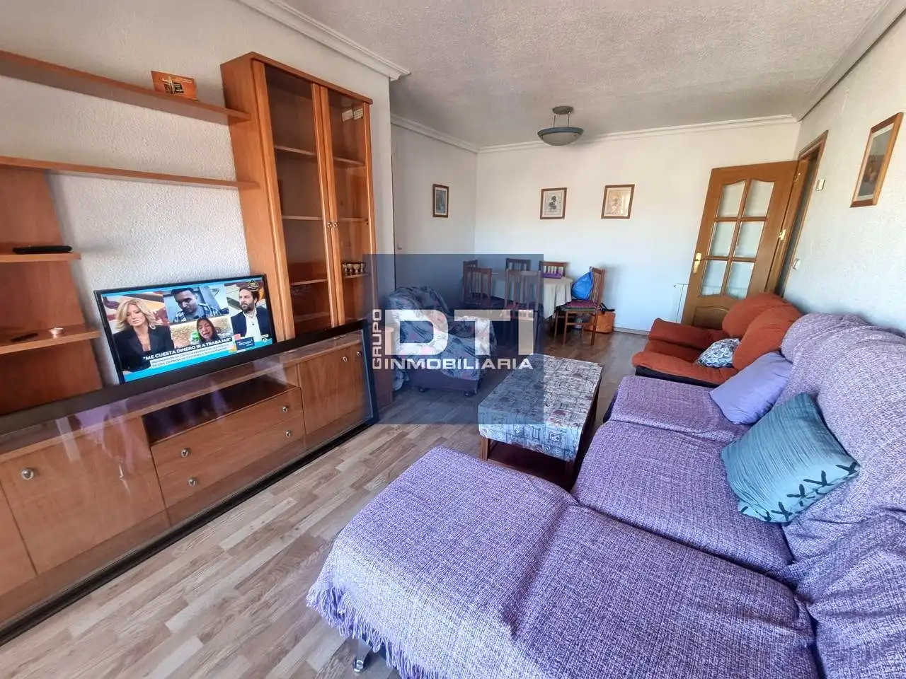 Piso con terraza en venta en Hermanos Quintero, imagen 4