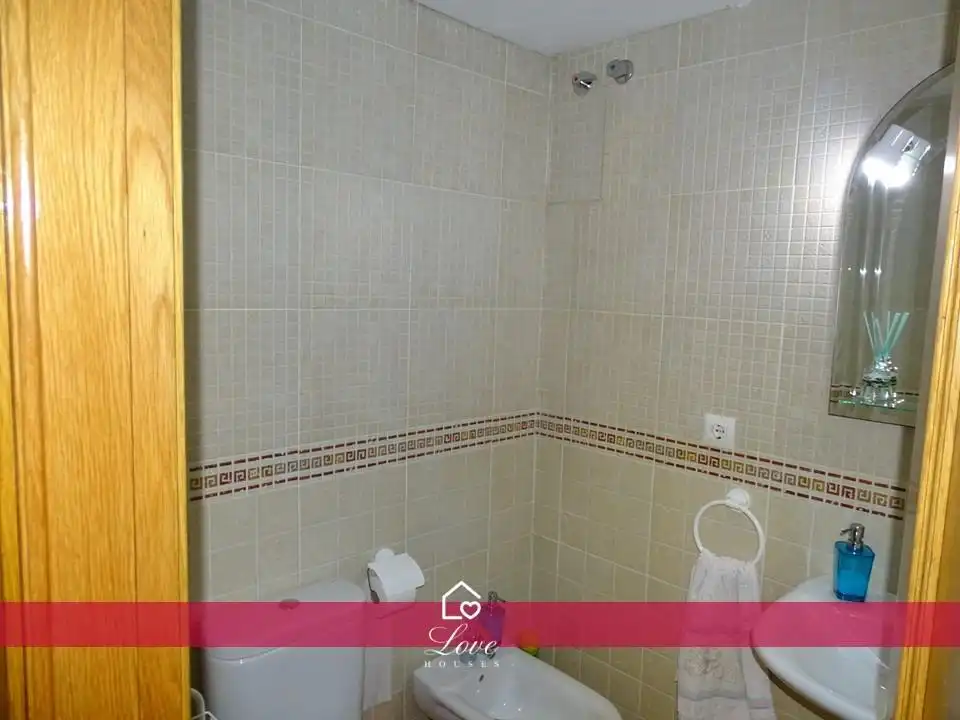 Bathroom of Apartments for sale in Chiclana de la Frontera  with Air Conditioner, Private garden and Community pool