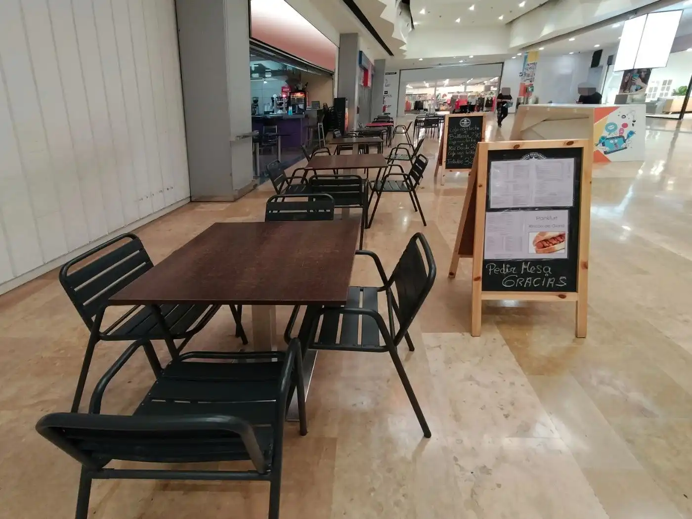 Local comercial en traspàs a Casablanca, imagen 24