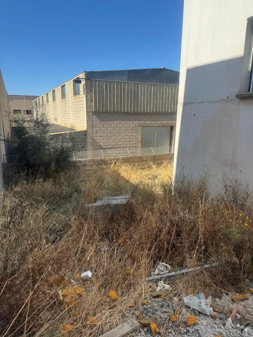 Nau industrial de lloguer en Tàrrega