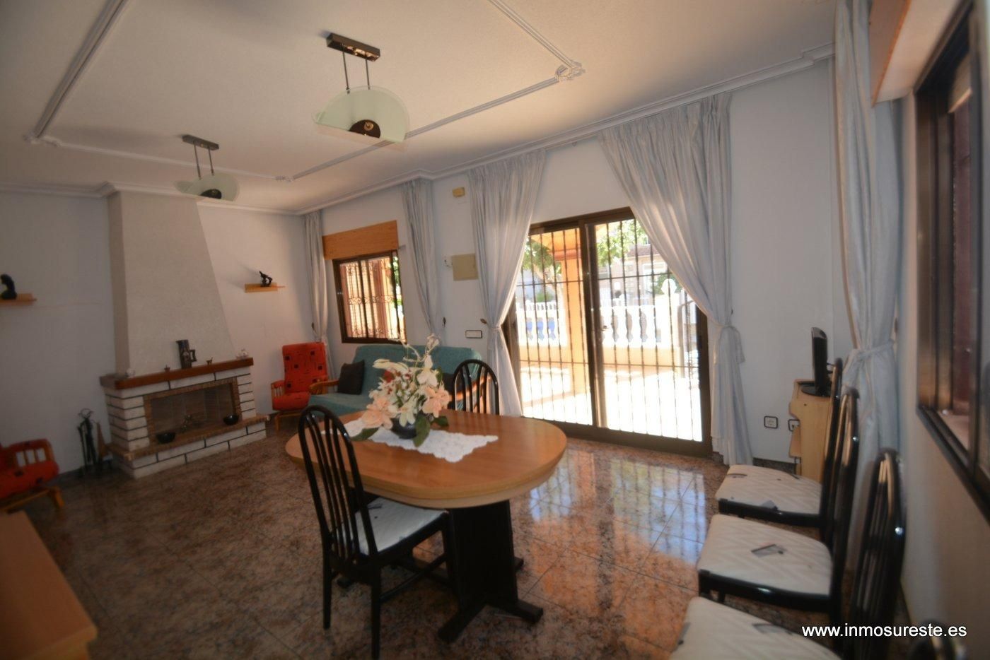 Casa o xalet en venda en Pilar de la Horadada amb Jardí privat i Terrassa