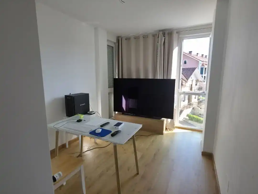 Wohnzimmer von Wohnung zum Verkauf in Voto mit Schwimmbad und Balkon