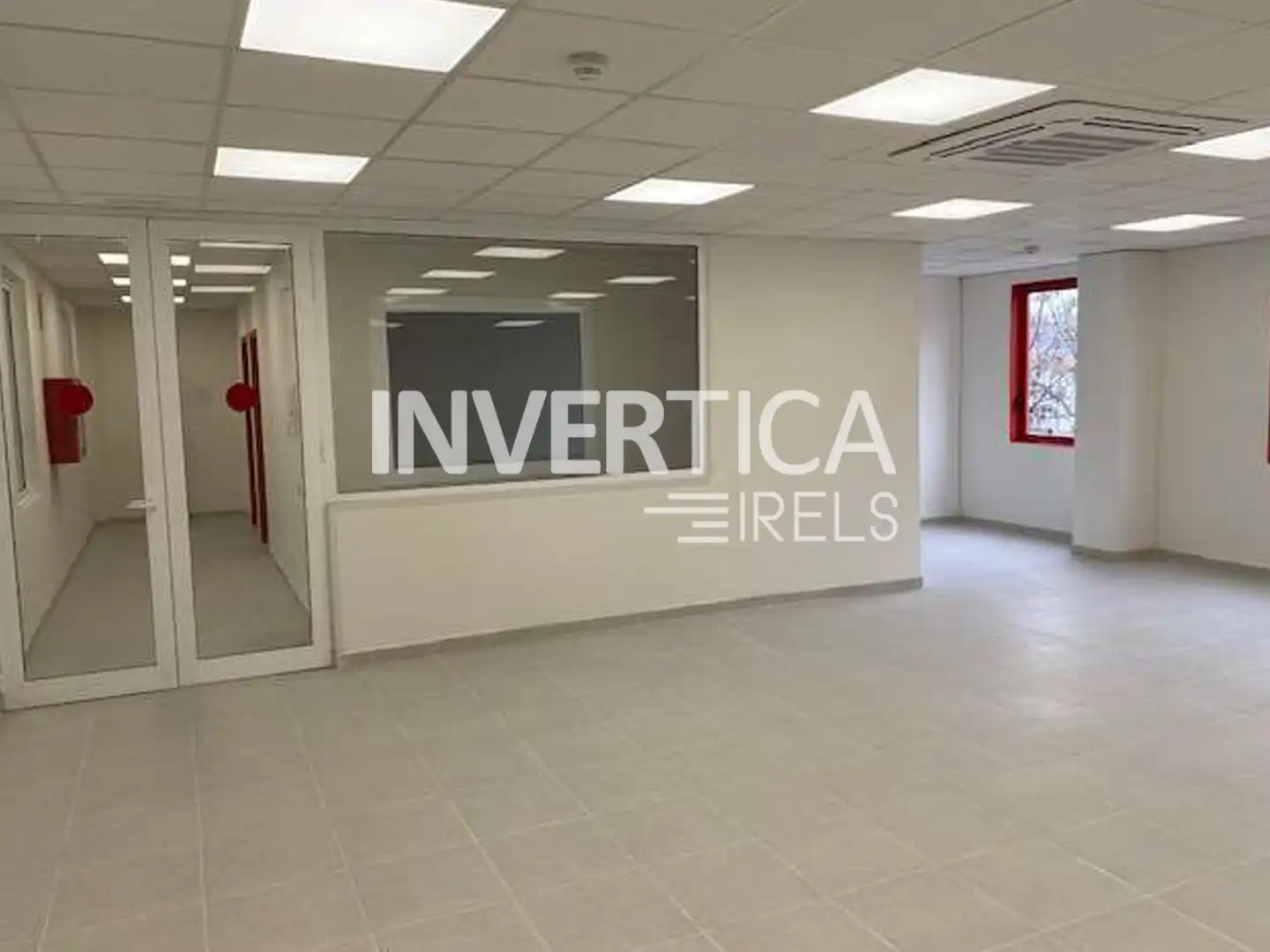 Nave industrial de alquiler en Sant Feliu de Llobregat con Calefacción