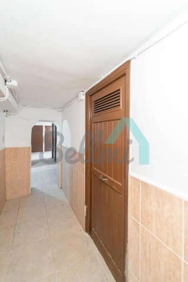 Planta baja en venta en Aller con Calefacción, Trastero y Amueblado