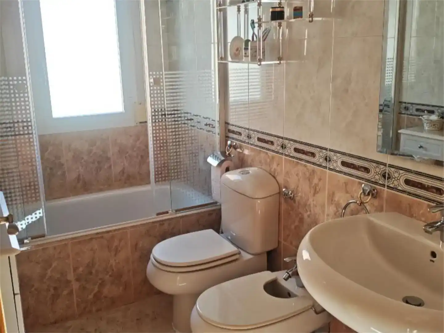 Bany de Casa o xalet en venda en  Zaragoza Capital amb Aire condicionat, Piscina i Balcó
