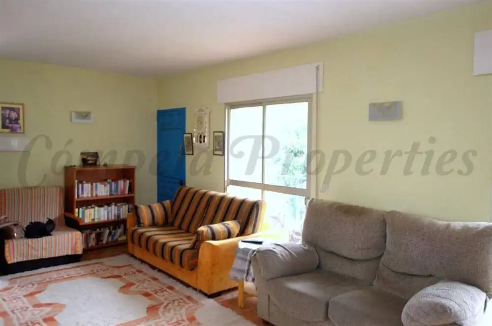 Apartamento con terraza en venta en Cómpeta, imagen 6