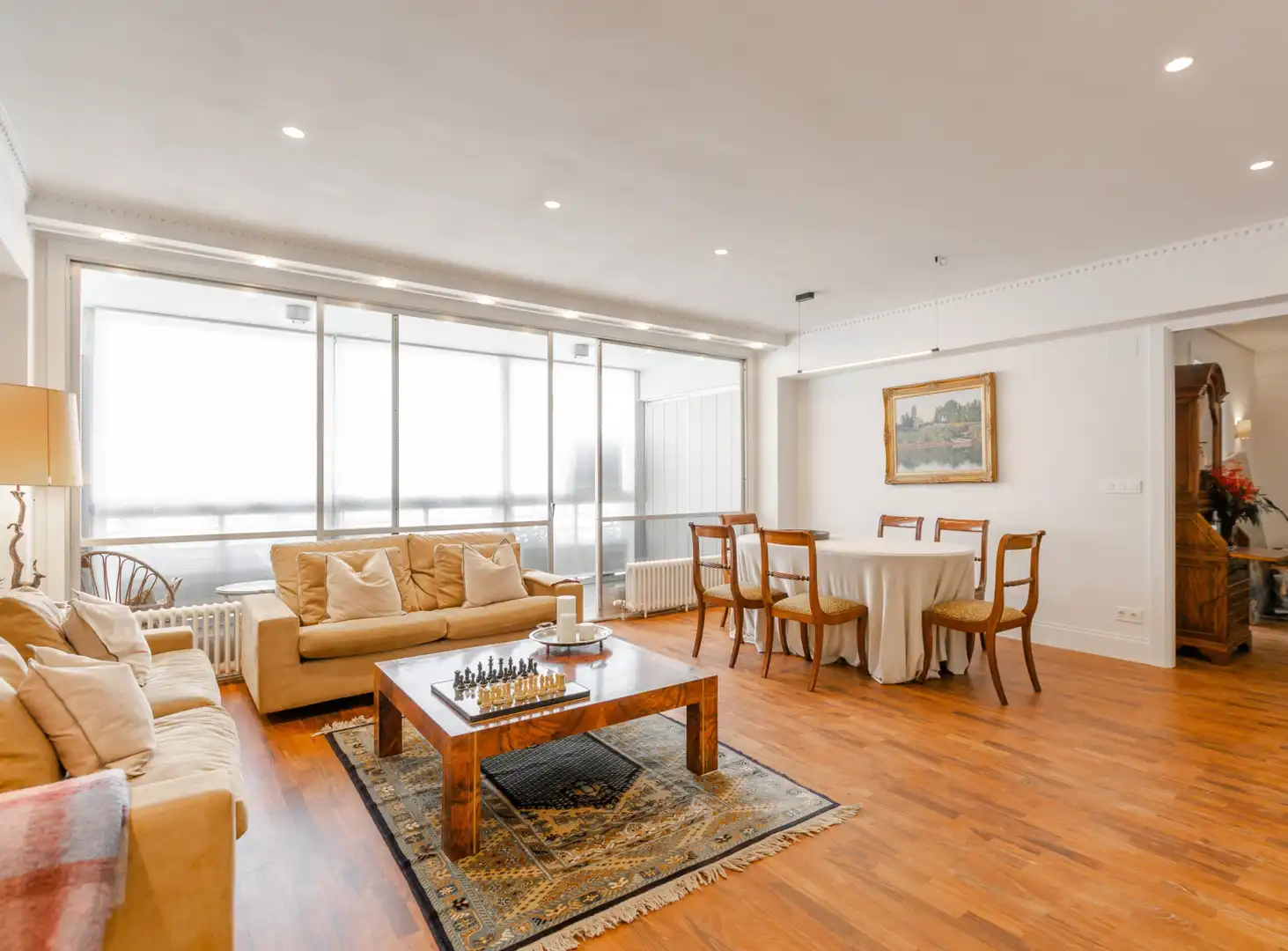 Sala de estar de Piso de alquiler en  Pamplona / Iruña con Aire acondicionado, Calefacción y Terraza