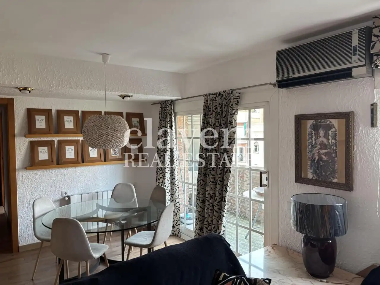 Exterior view of Flat for rent in Barcelona  with Heating, Furnished and Community pool
