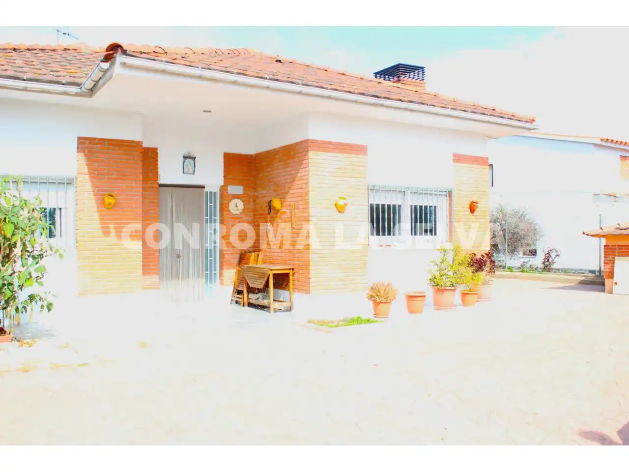 House with pool for sale in Calle Romaní, imagen 2