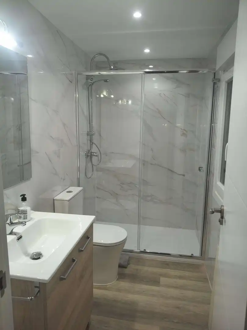 Baño de Apartamento para compartir en Valladolid con Aire acondicionado, Terraza y Amueblado