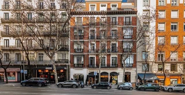 Piso en Venta en Genova en Almagro