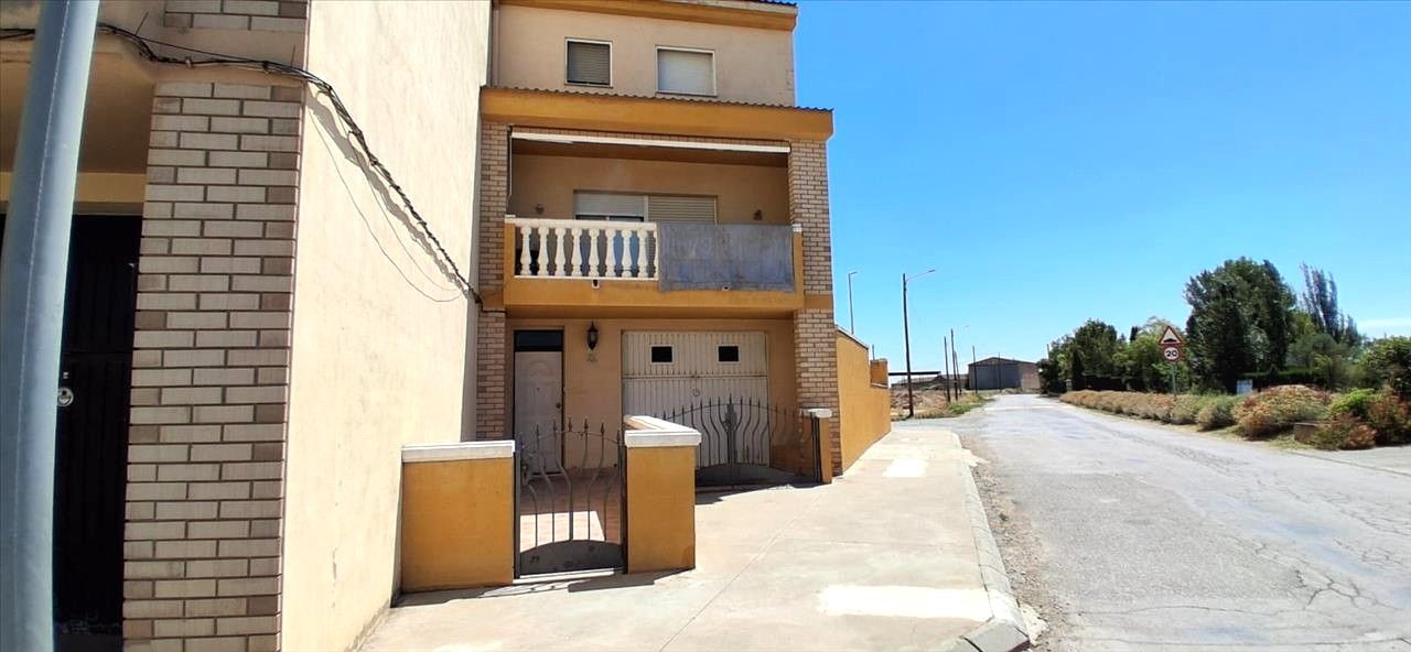 Exterior view of Flat for sale in Linyola