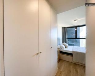 Bedroom of Flat to share in  Madrid Capital  with Air Conditioner and Terrace