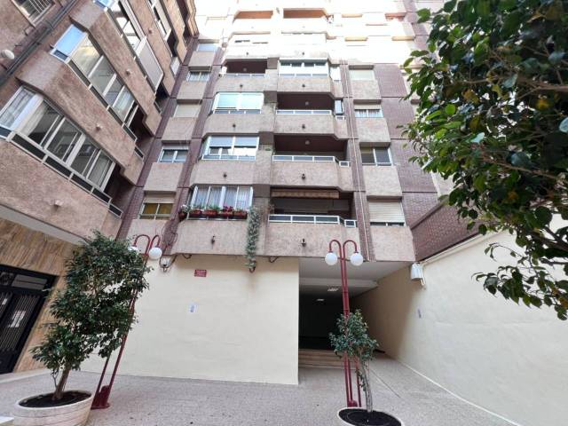 Piso en Venta en Calle Peñíscola en Zona Avenida del Mar