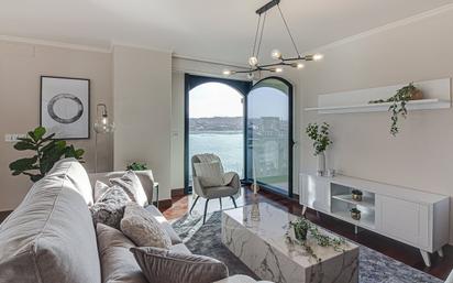 Living room of Flat to rent in A Coruña Capital   with Air Conditioner, Heating and Parquet flooring