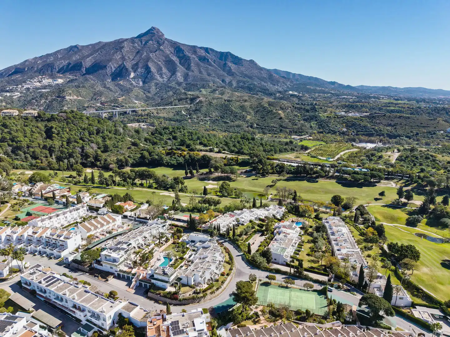 Adossat amb piscina en venda a Nueva Andalucía, imagen 32
