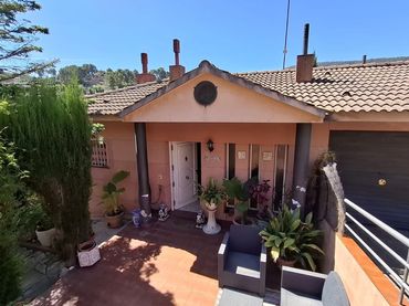 Casa in vendita a Vallirana