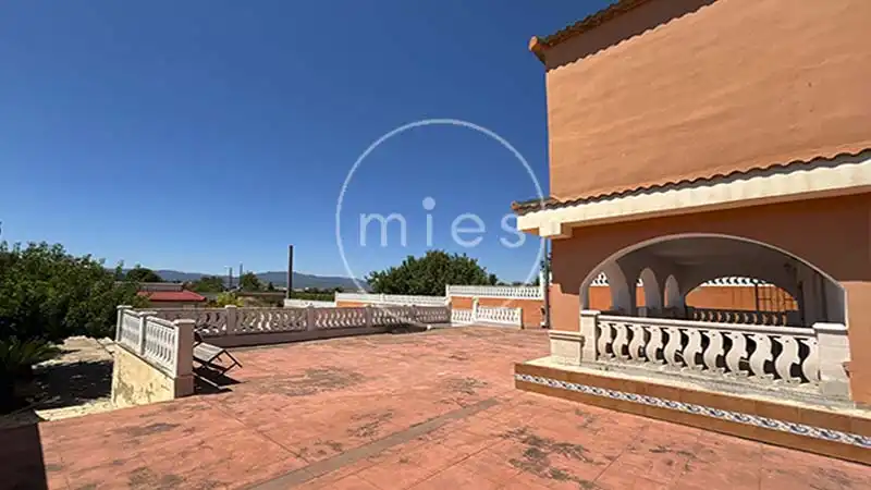 Xalet amb terrassa en venda a URBANIZACIÓN CAÑAPAR 0