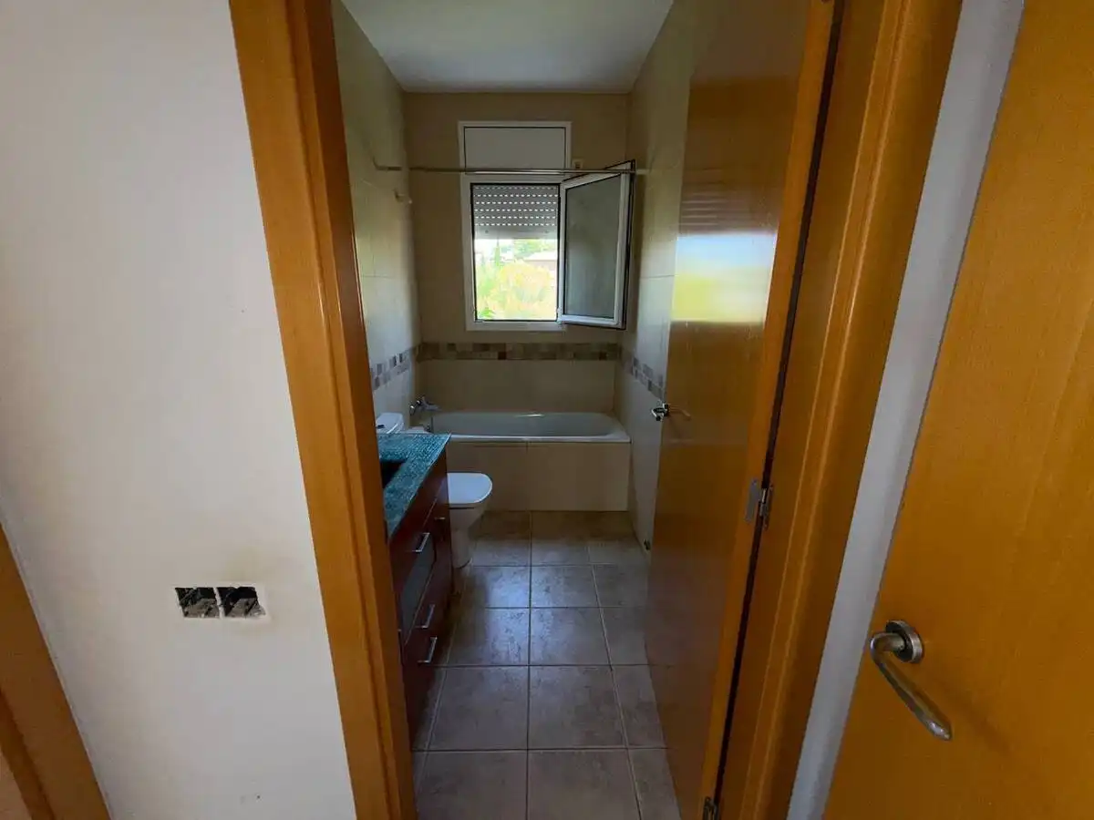 Bathroom of Houses for sale in Calafell  with Swimming Pool and Alarm