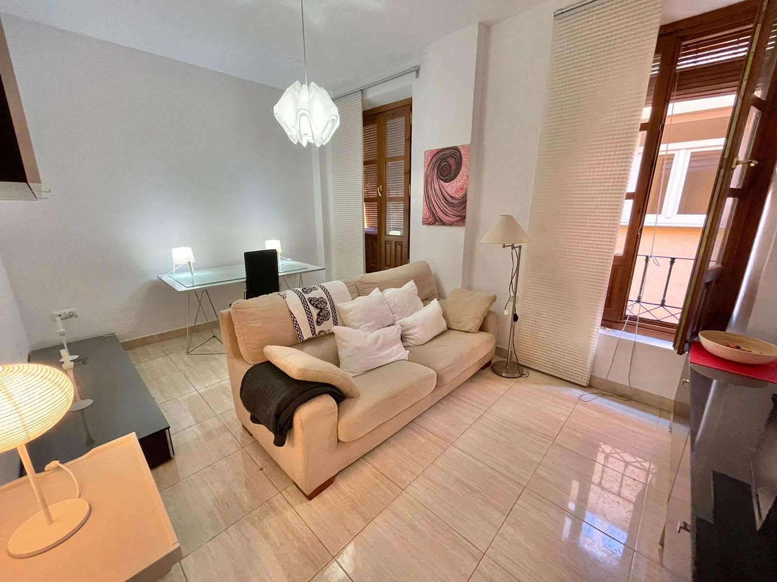 Sala d'estar de Apartament de lloguer en  Granada Capital amb Aire condicionat, Calefacció i Terrassa