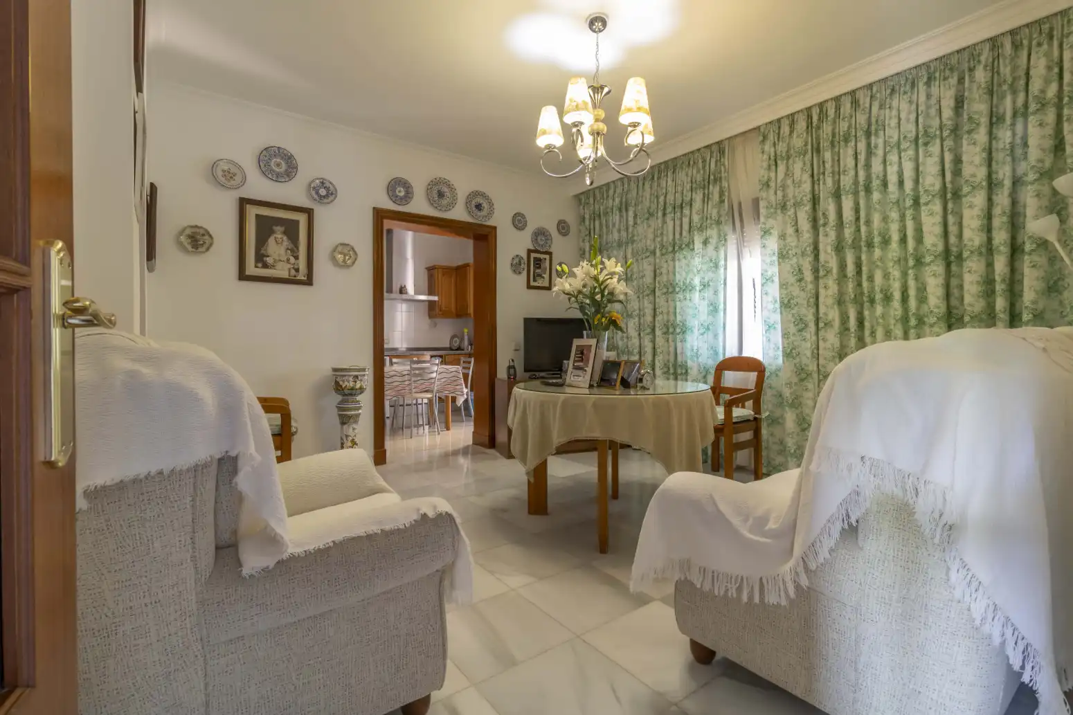 Sala d'estar de Casa o xalet en venda en Gines amb Aire condicionat, Terrassa i Traster