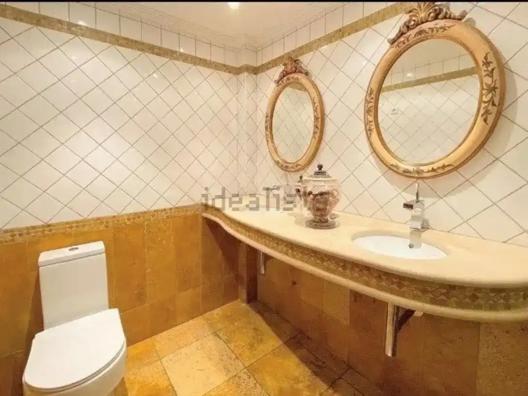 Bathroom of Flat for sale in Irun 