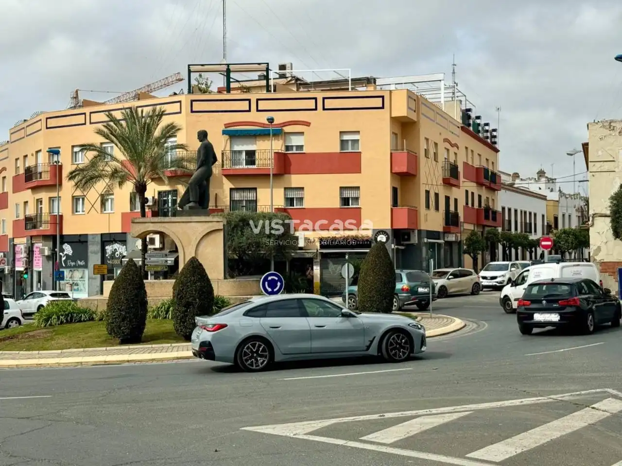 Vista exterior de Local de alquiler en Alcalá de Guadaira