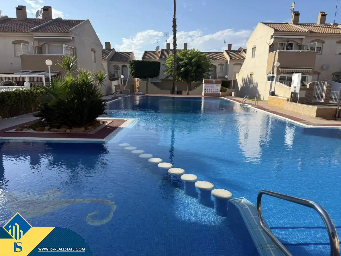 Bungalow amb piscina en venda a Nueva Torrevieja - Aguas Nuevas, imagen 10
