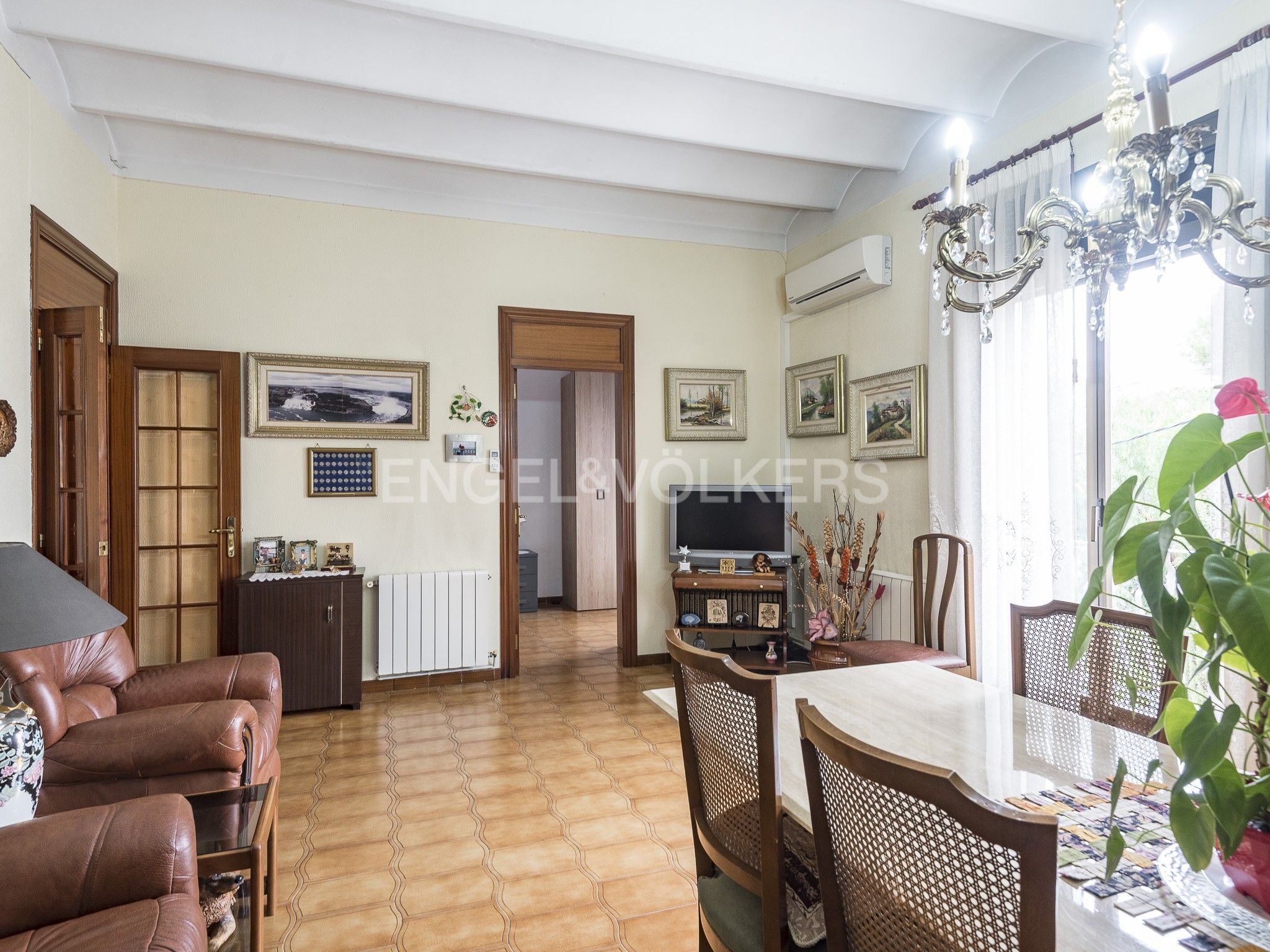 Sala d'estar de Apartament en venda en Sant Just Desvern amb Calefacció i Balcó