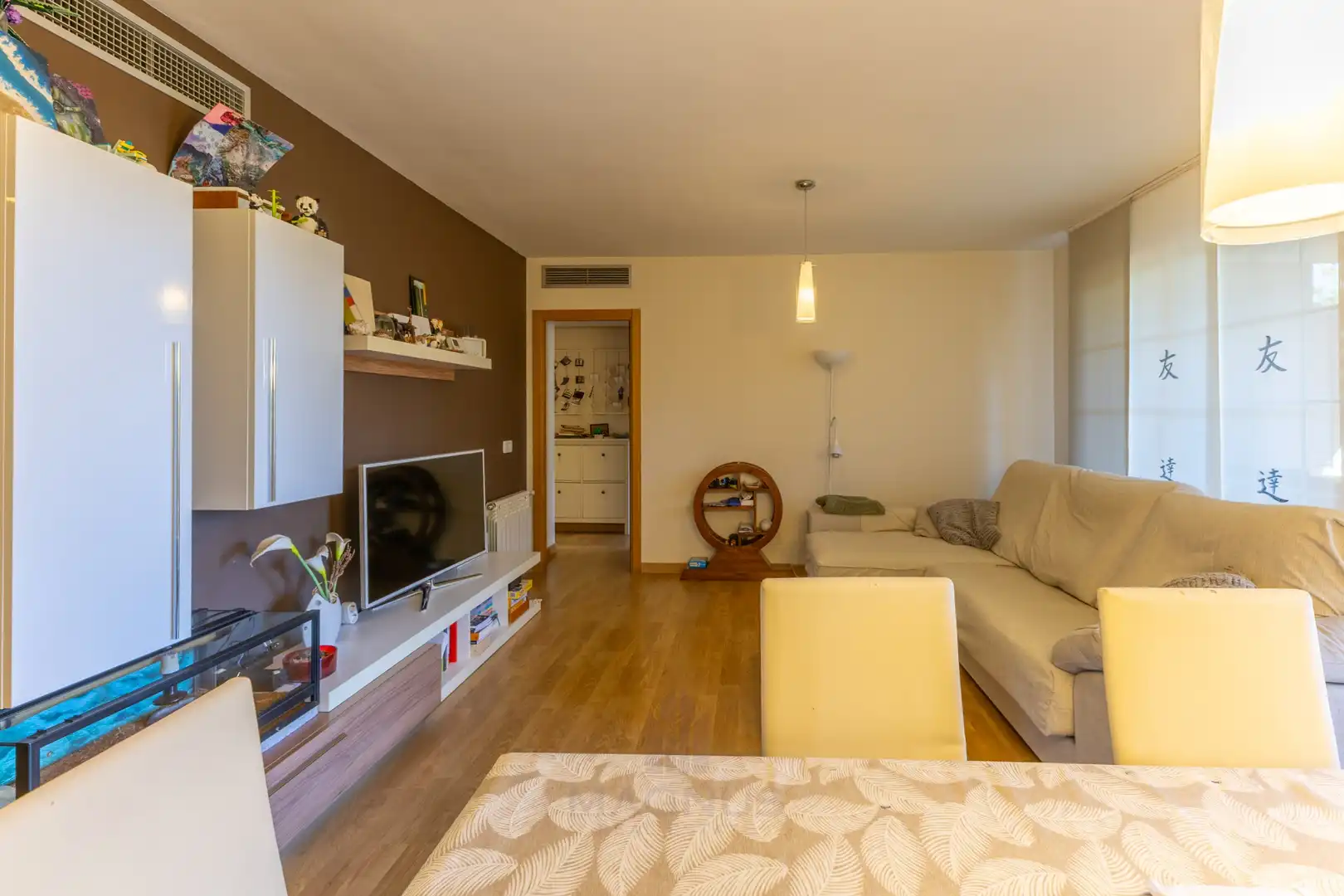 Sala de estar de Apartamento en venta en Torre en Conill - Cumbres de San Antonio 