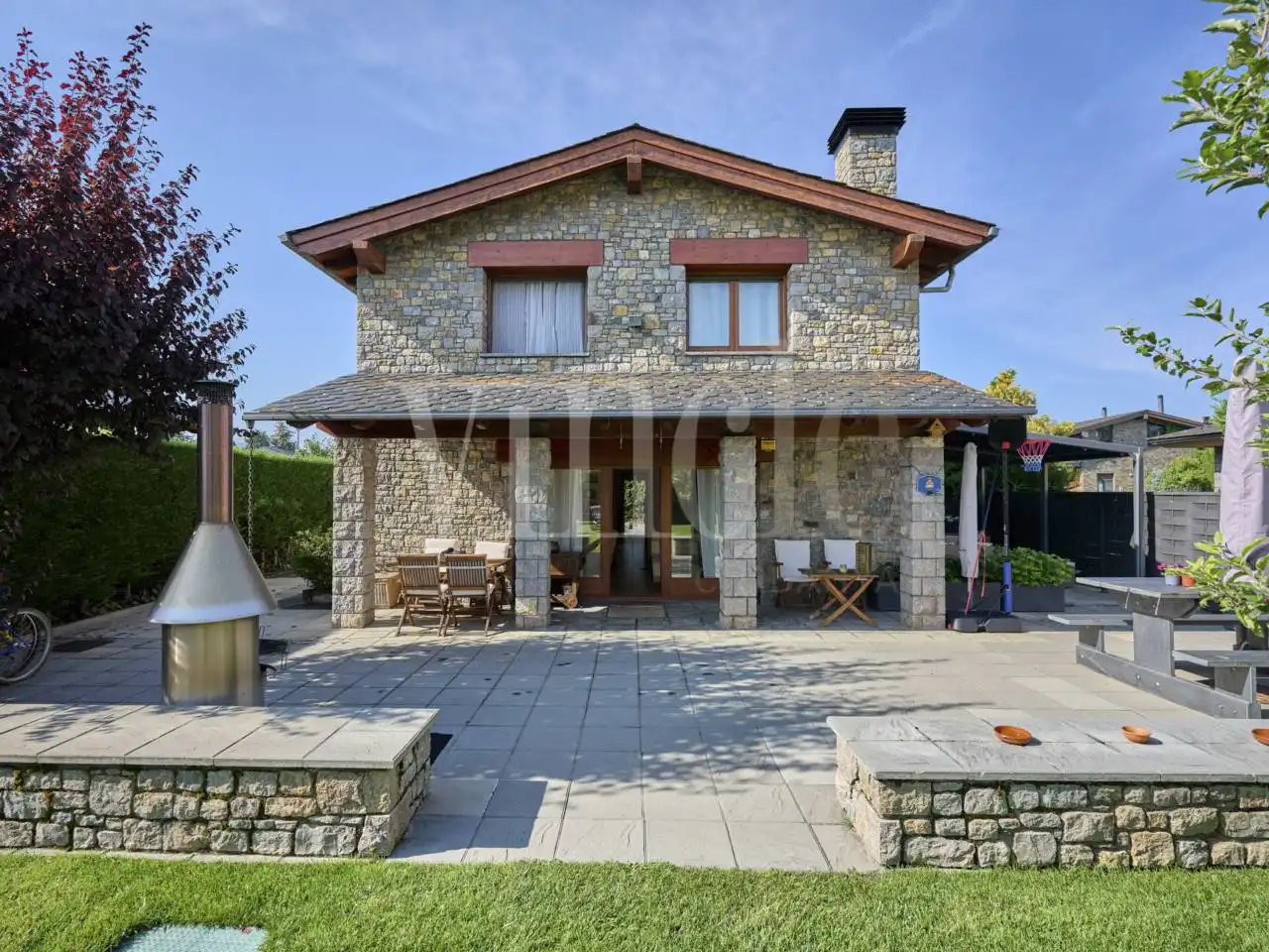 Vista exterior de Casa o chalet en venta en Puigcerdà con Calefacción, Jardín privado y Parquet