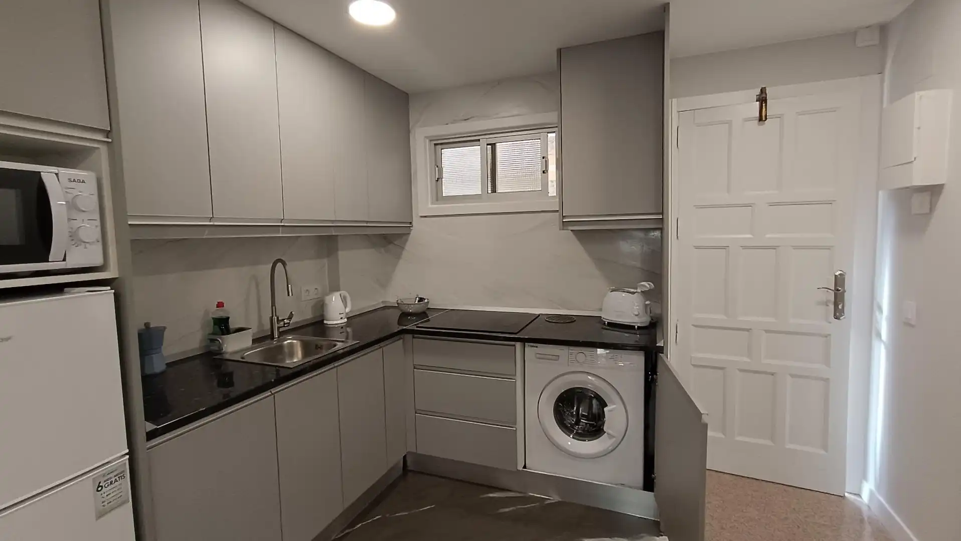 Cuina de Apartament en venda en San Bartolomé de Tirajana amb Aire condicionat, Terrassa i Moblat