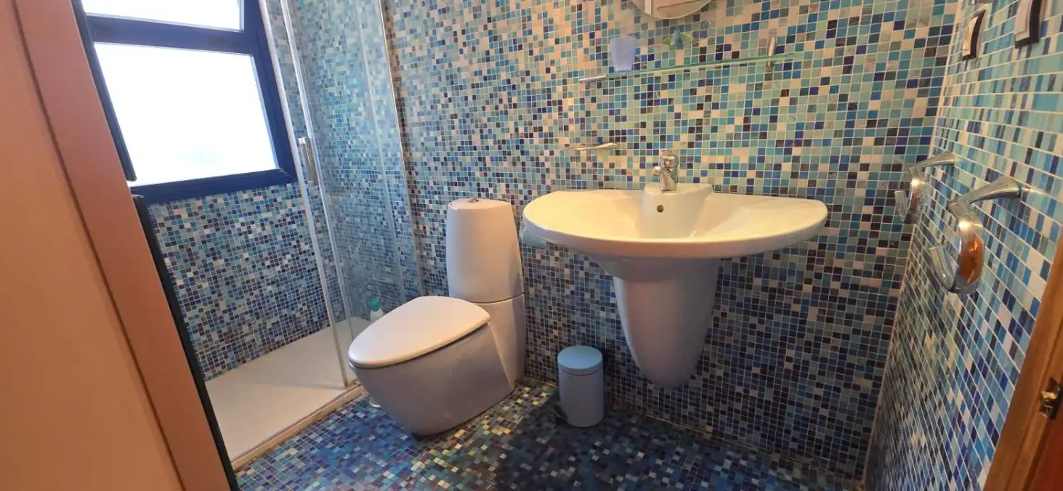 Baño de Ático en venta en Alicante / Alacant con Aire acondicionado, Calefacción y Terraza