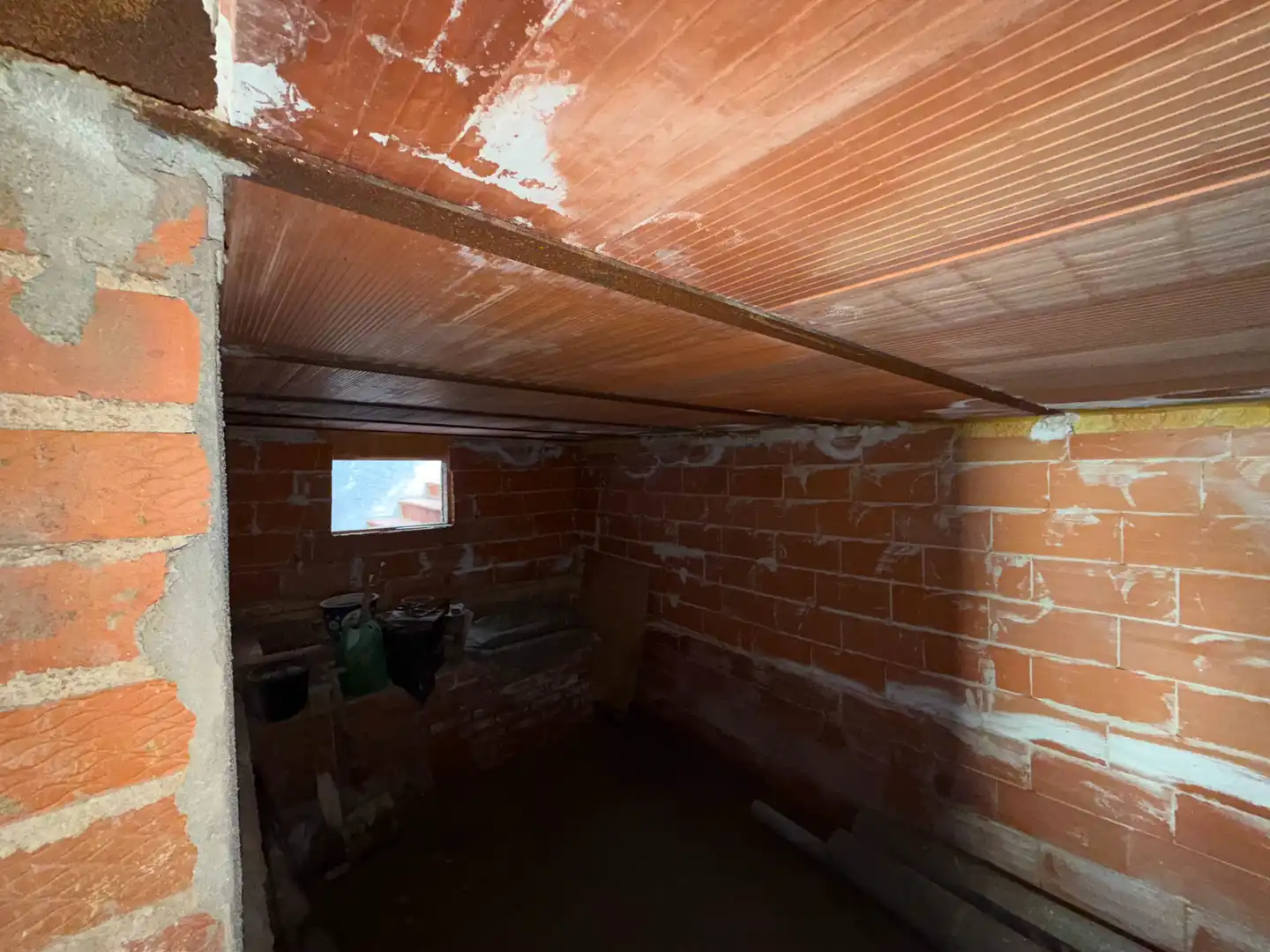 Casa adosada en venta en Ávila con Calefacción, Trastero y Amueblado