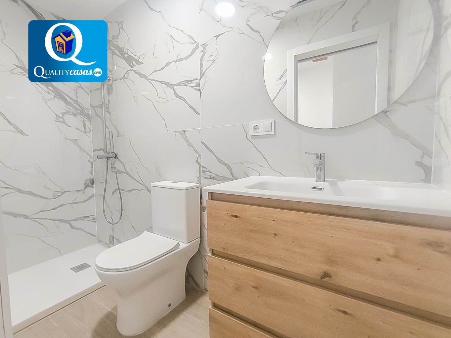 Bathroom of Apartment for sale in Villena