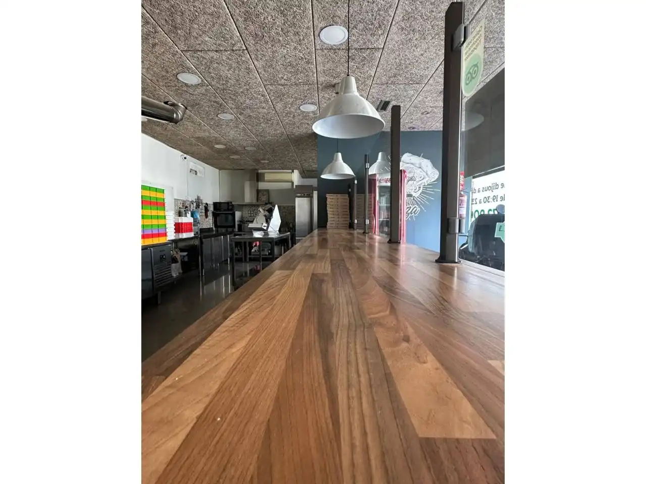 Locale commerciale in cessione a Sils