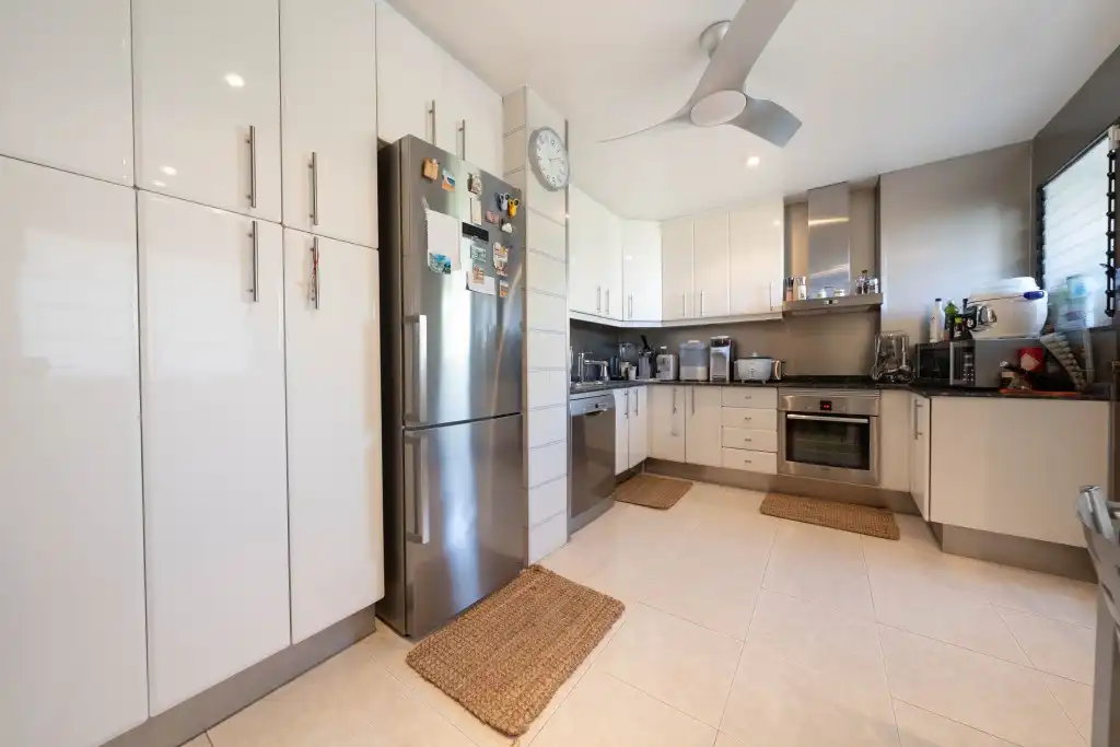 Kitchen of Apartments for sale in Calvià  with Air Conditioner, Terrace and Swimming Pool