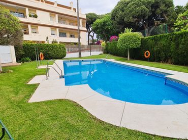 Erdgeschosswohnung mit Pool zum Verkauf in Elviria - Cabopino